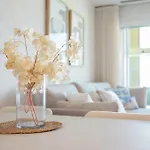 Intempo By Holuxe - 354 - 35th Floor *